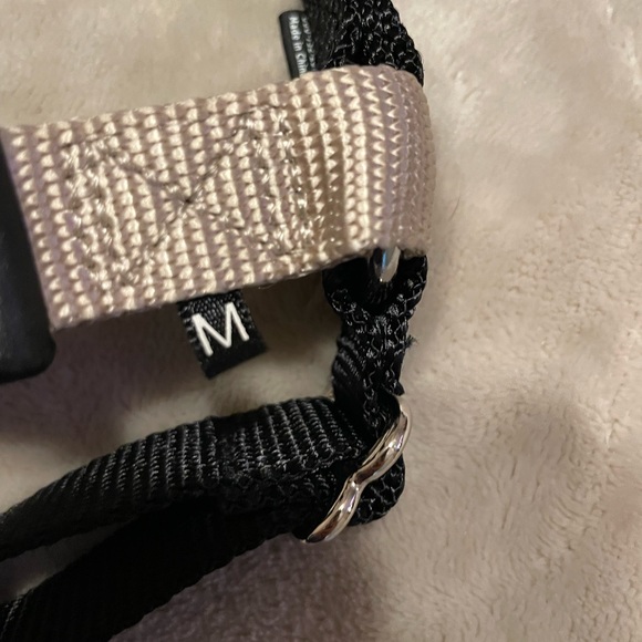 PET SAFE EASY WALK Dog Harness No Pull Black/Fawn Brown Front Leash Design M - Picture 7 of 8